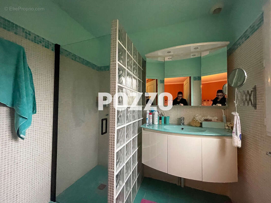 Maison à EQUEMAUVILLE