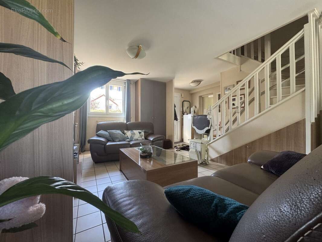 Maison à SOISY-SUR-SEINE