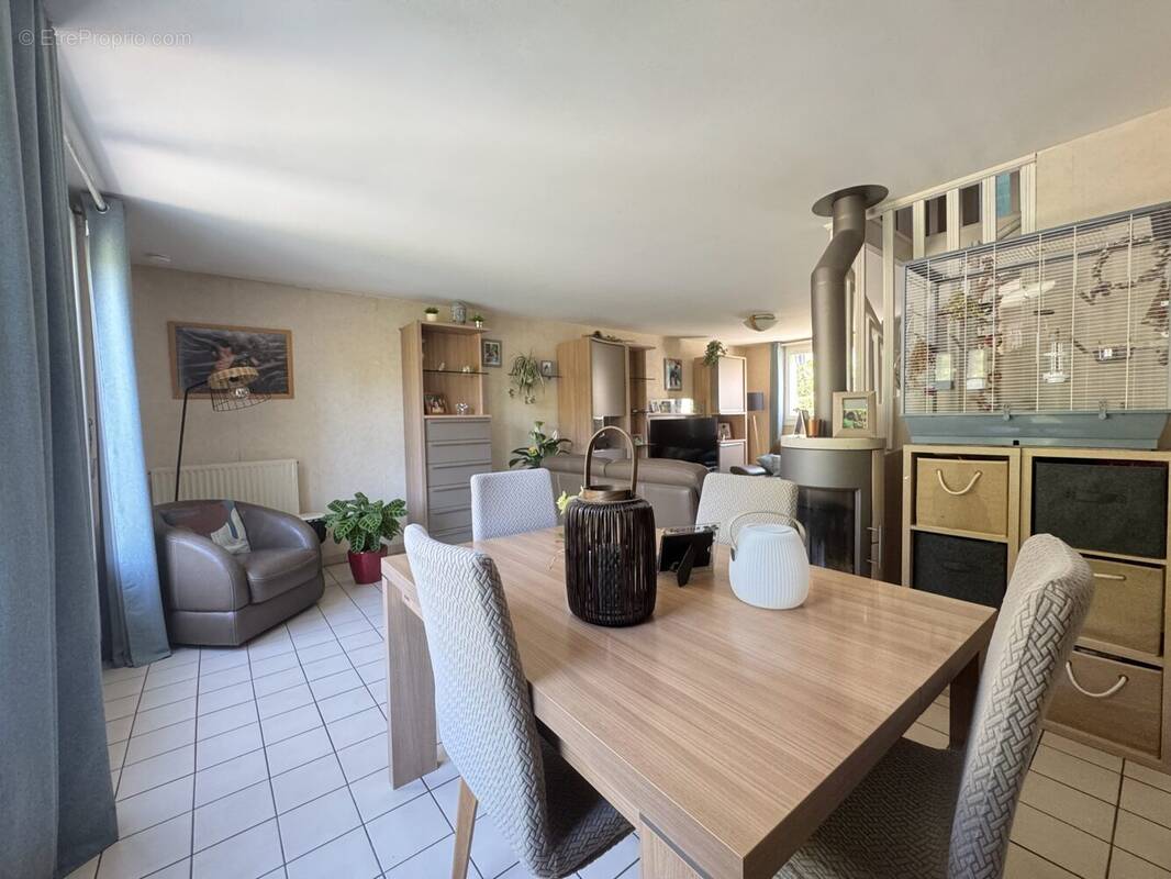 Maison à SOISY-SUR-SEINE