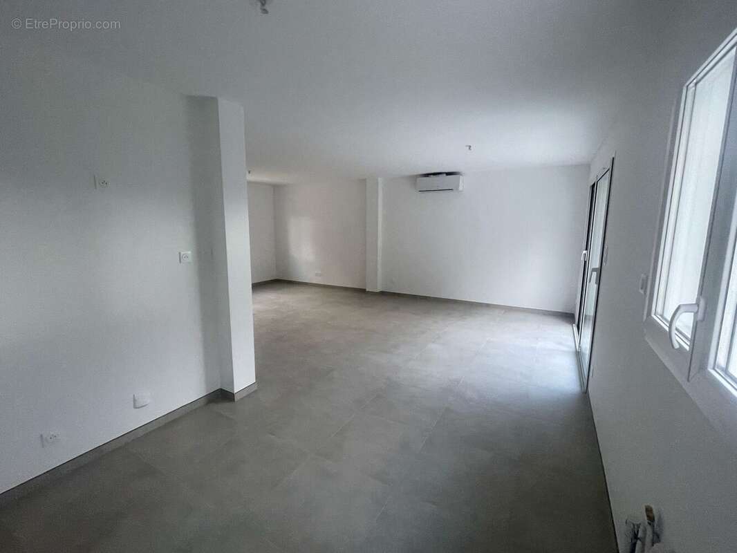 Maison à ROQUEVAIRE