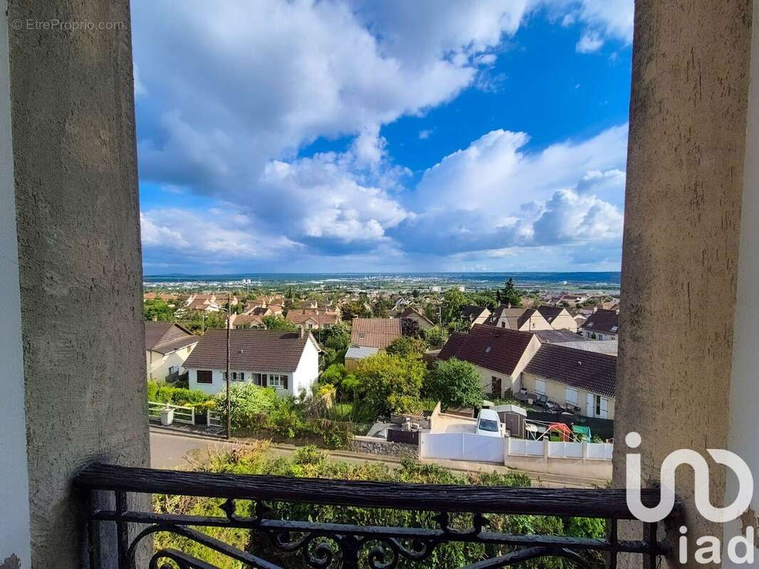 Photo 4 - Appartement à CHANTELOUP-LES-VIGNES