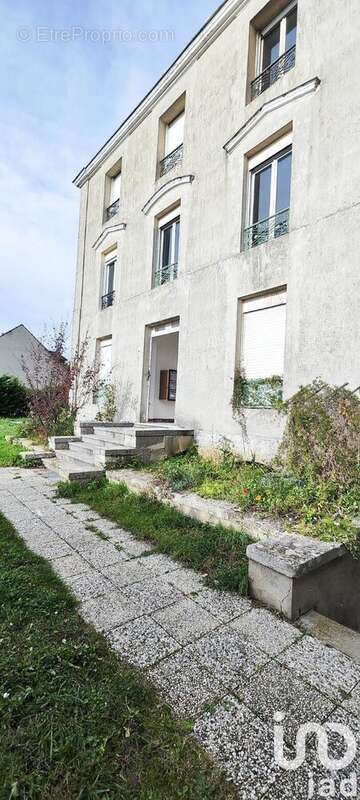 Photo 9 - Appartement à CHANTELOUP-LES-VIGNES