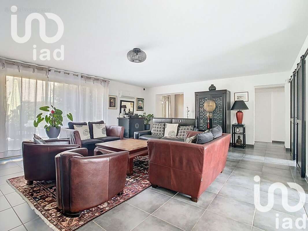 Photo 2 - Maison à ILLE-SUR-TET