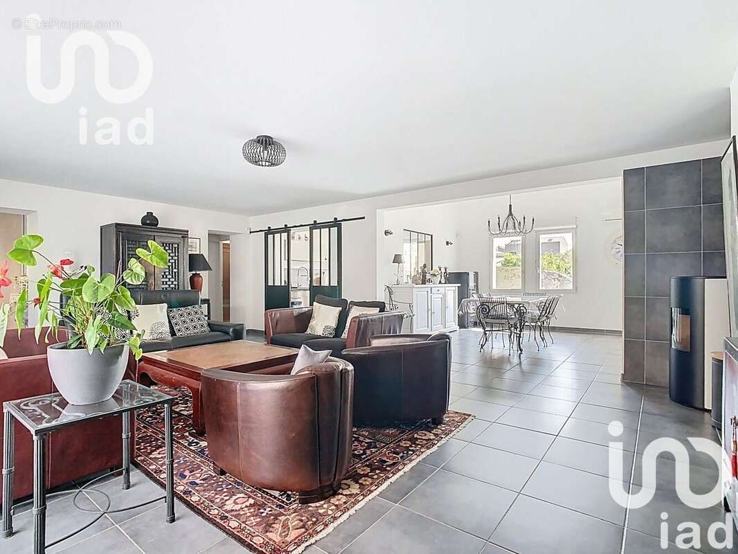 Photo 3 - Maison à ILLE-SUR-TET