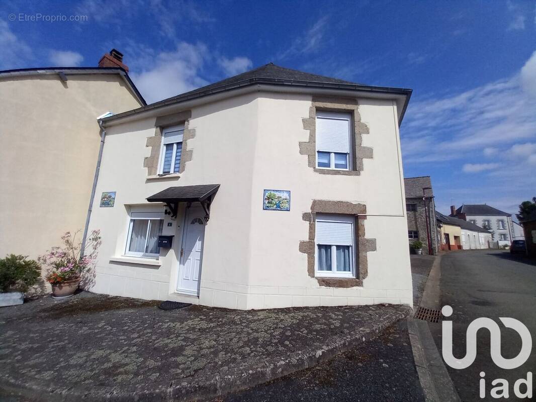 Photo 1 - Maison à SAINT-AUBIN-DU-DESERT