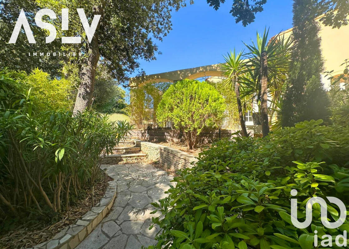 Photo 1 - Maison à SIX-FOURS-LES-PLAGES