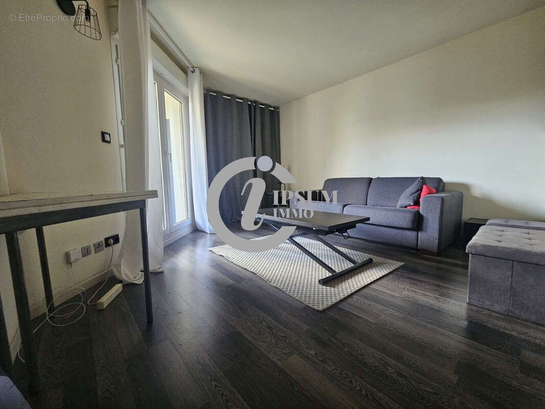 Appartement à GRABELS