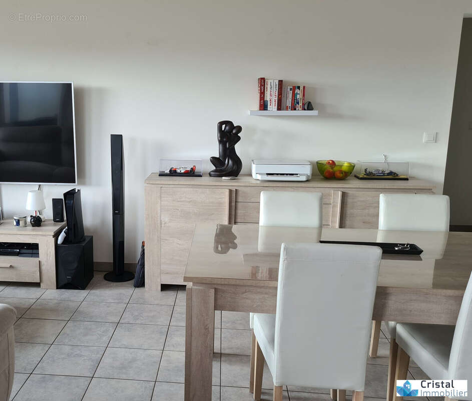 Appartement à AMNEVILLE