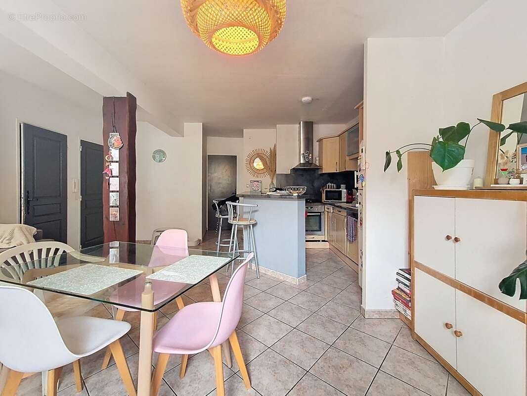 Maison à ALIGNAN-DU-VENT