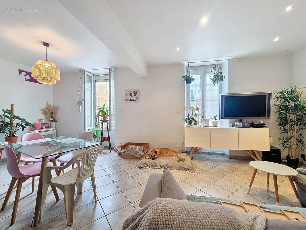 Maison à ALIGNAN-DU-VENT