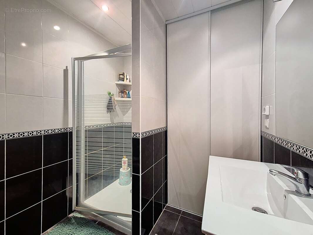 Maison à ALIGNAN-DU-VENT