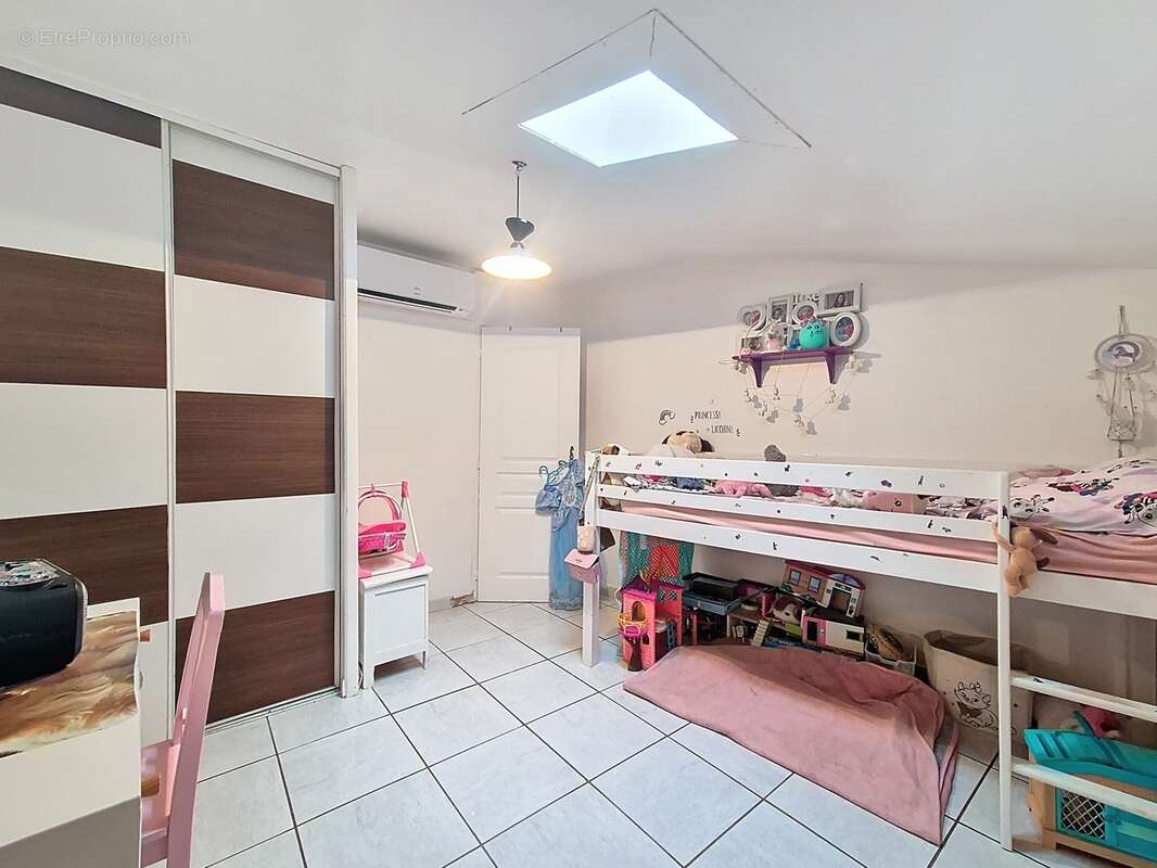 Maison à ALIGNAN-DU-VENT