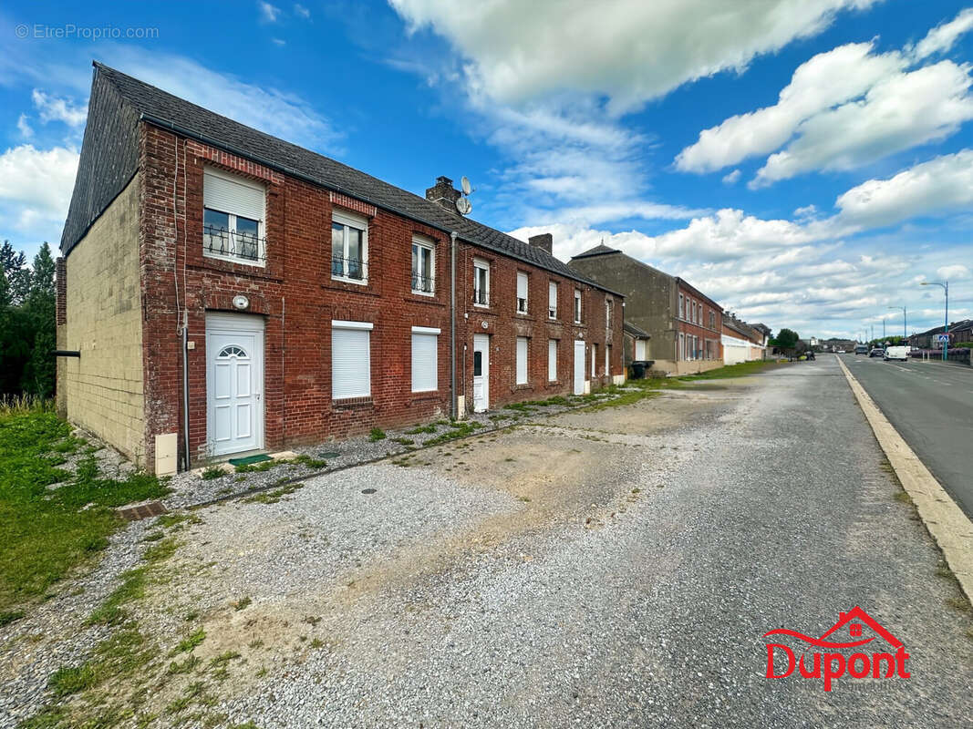 Appartement à ETEIGNIERES