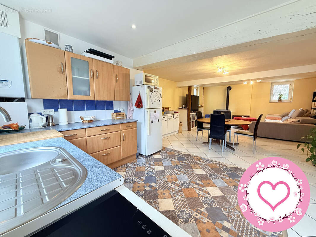 Maison à DAMPIERRE-EN-BURLY