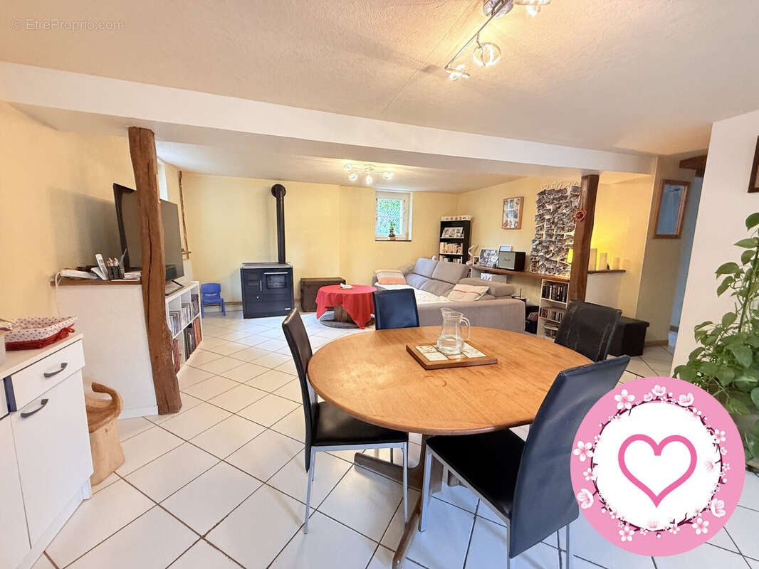 Maison à DAMPIERRE-EN-BURLY