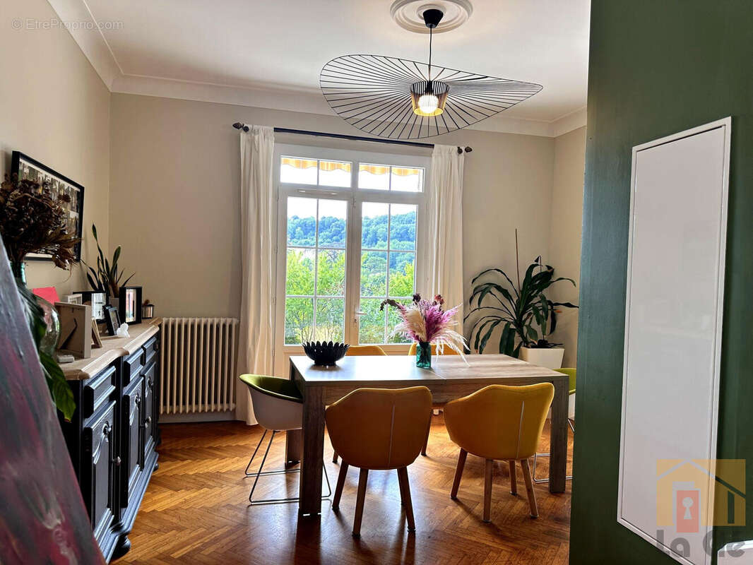 Maison à CASTELCULIER