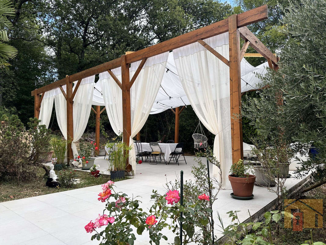 Maison à CASTELCULIER