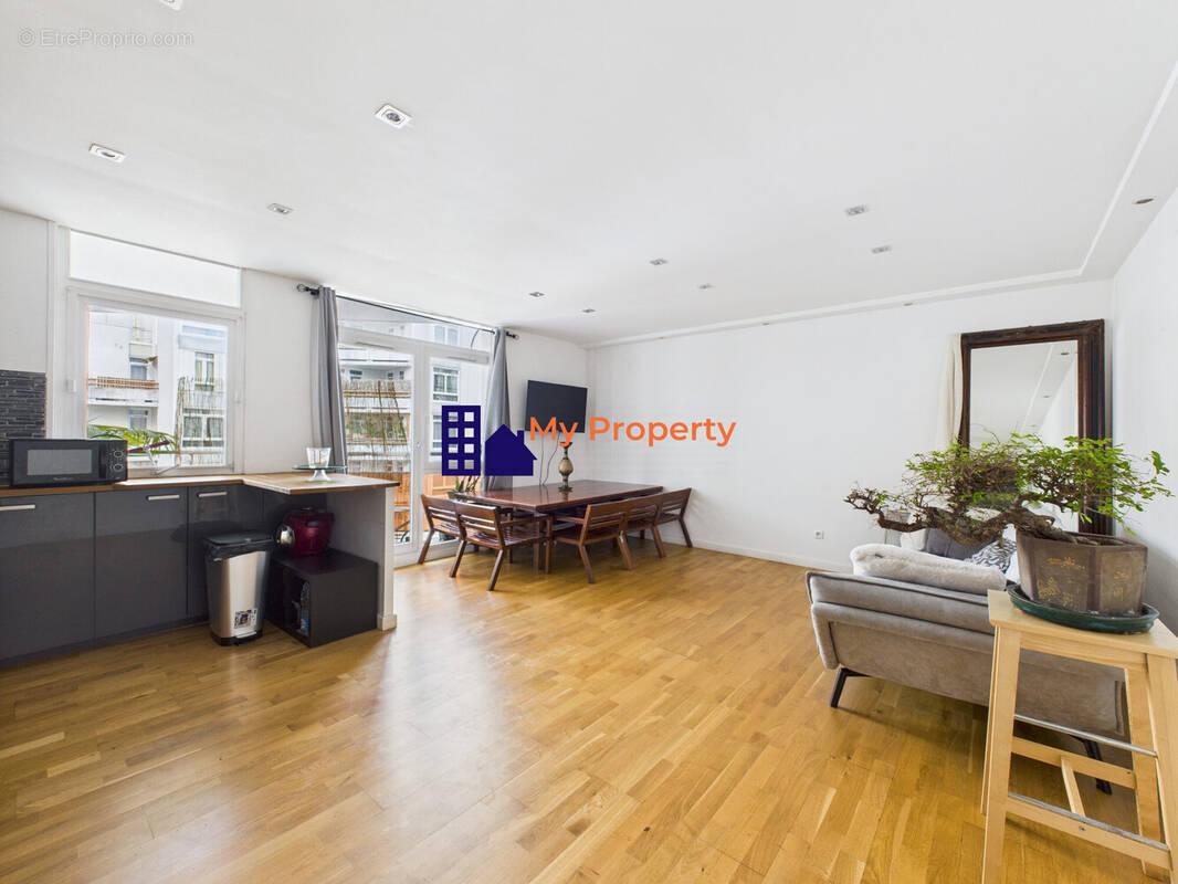 Appartement à HOUILLES