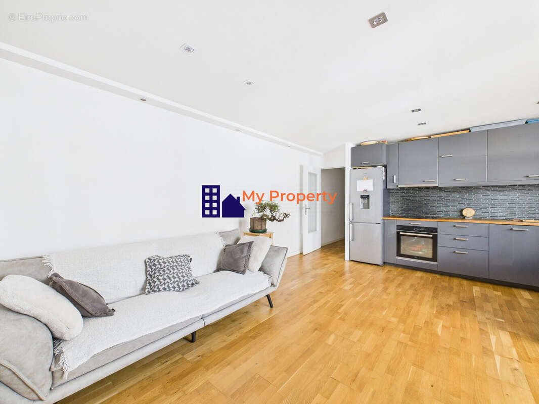 Appartement à HOUILLES