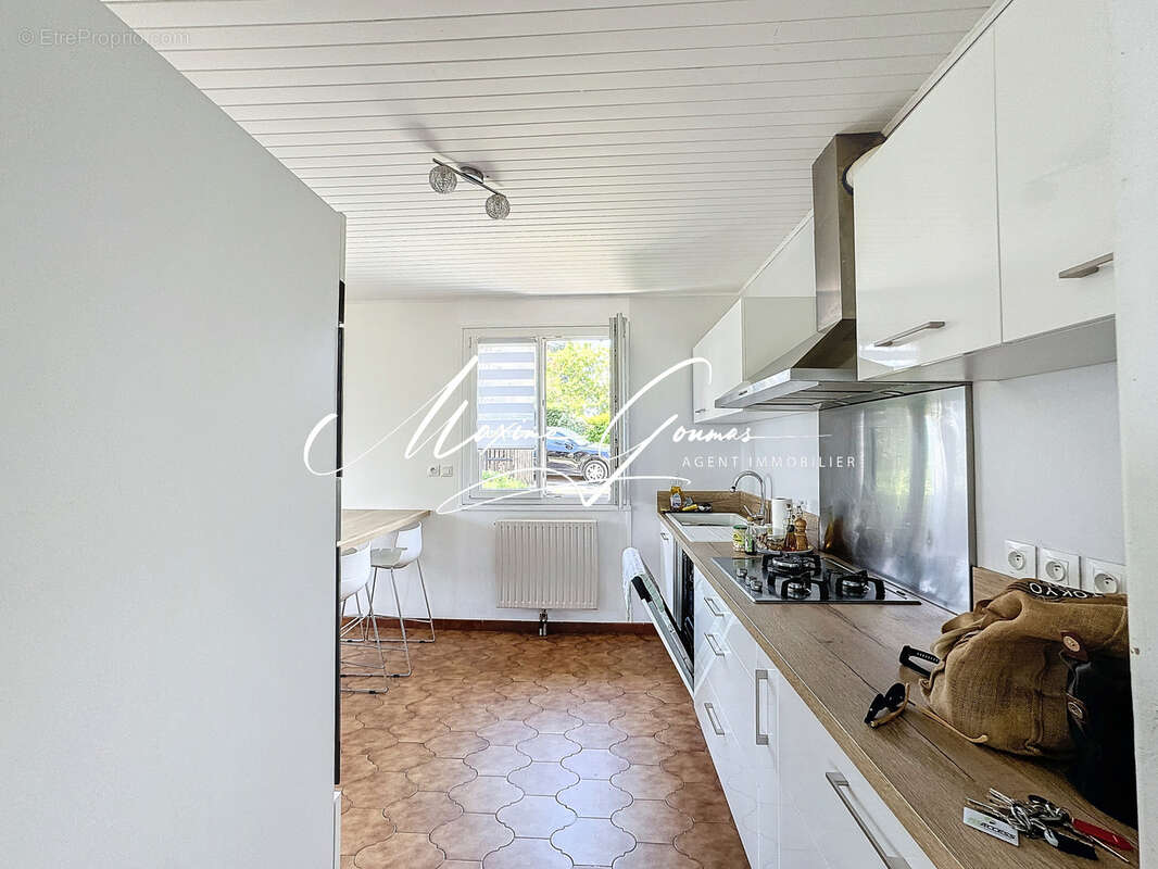 Maison à SAINT-BLAISE-DU-BUIS