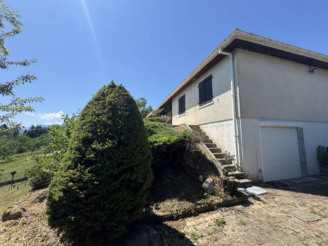 Maison à SAINT-BLAISE-DU-BUIS