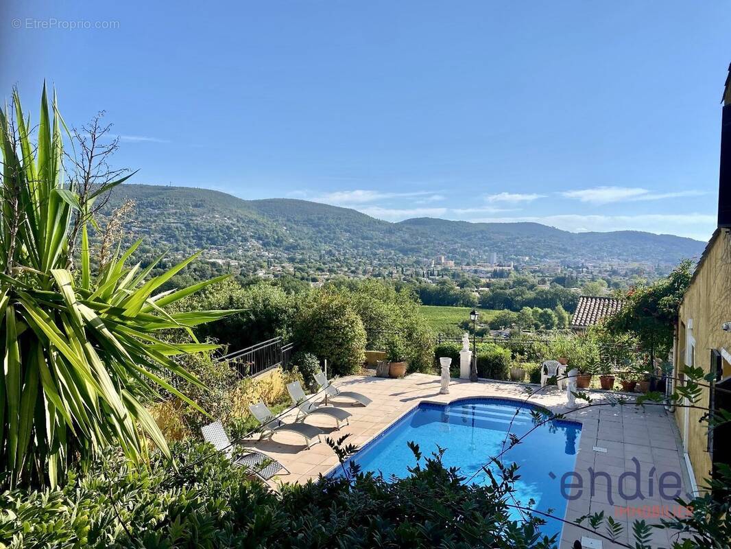 Maison à DRAGUIGNAN