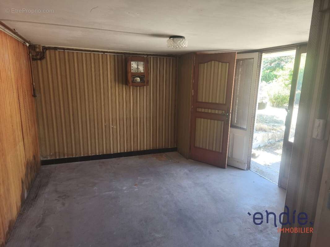 Maison à COSNE-D&#039;ALLIER