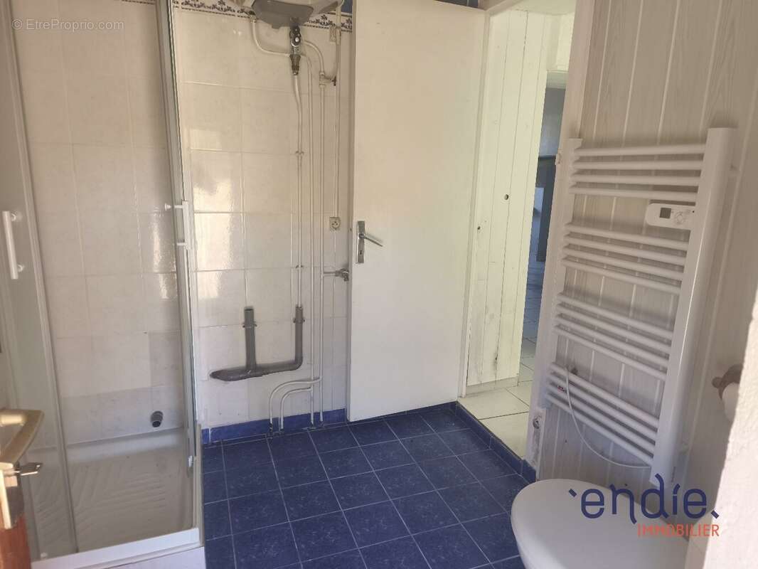 Maison à COSNE-D&#039;ALLIER