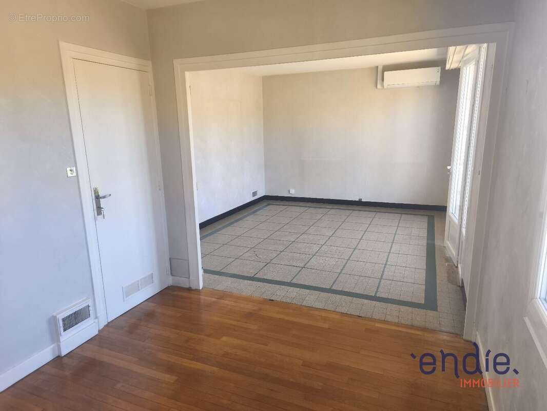 Maison à COSNE-D&#039;ALLIER