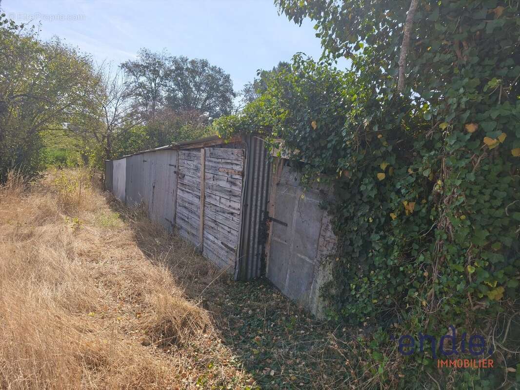 Maison à COSNE-D&#039;ALLIER