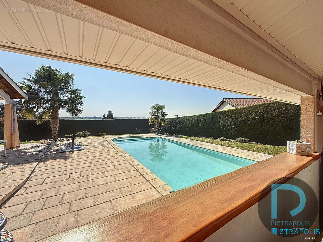 Maison à JASSANS-RIOTTIER