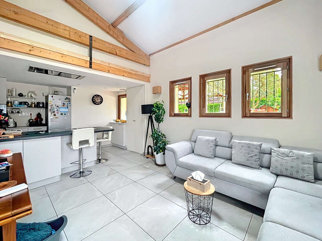 Maison à VILLEFRANCHE-SUR-SAONE