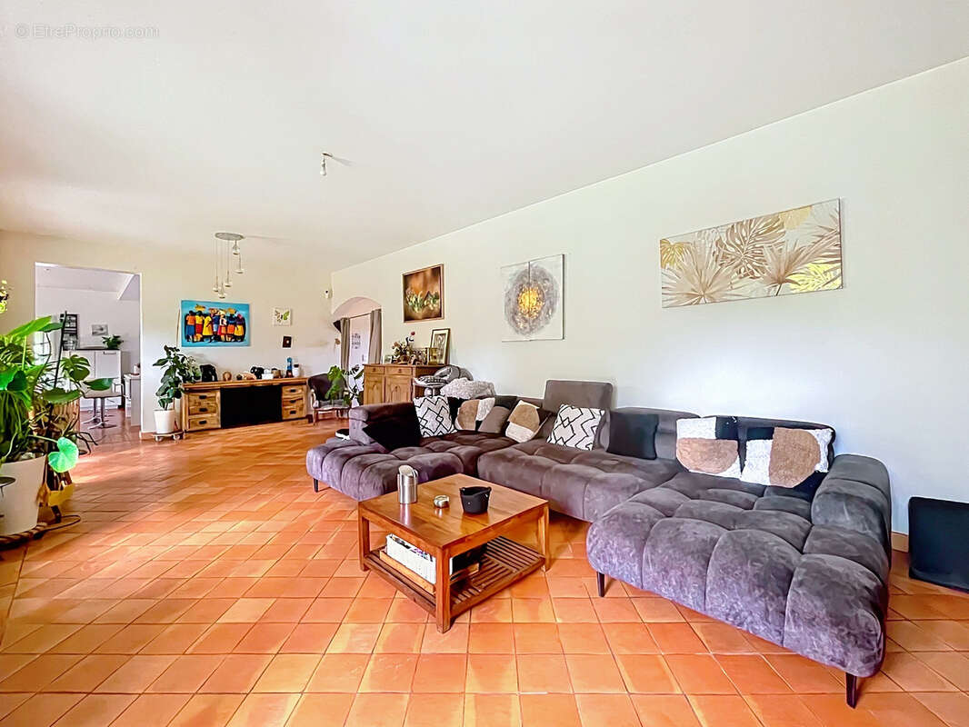 Maison à VILLEFRANCHE-SUR-SAONE