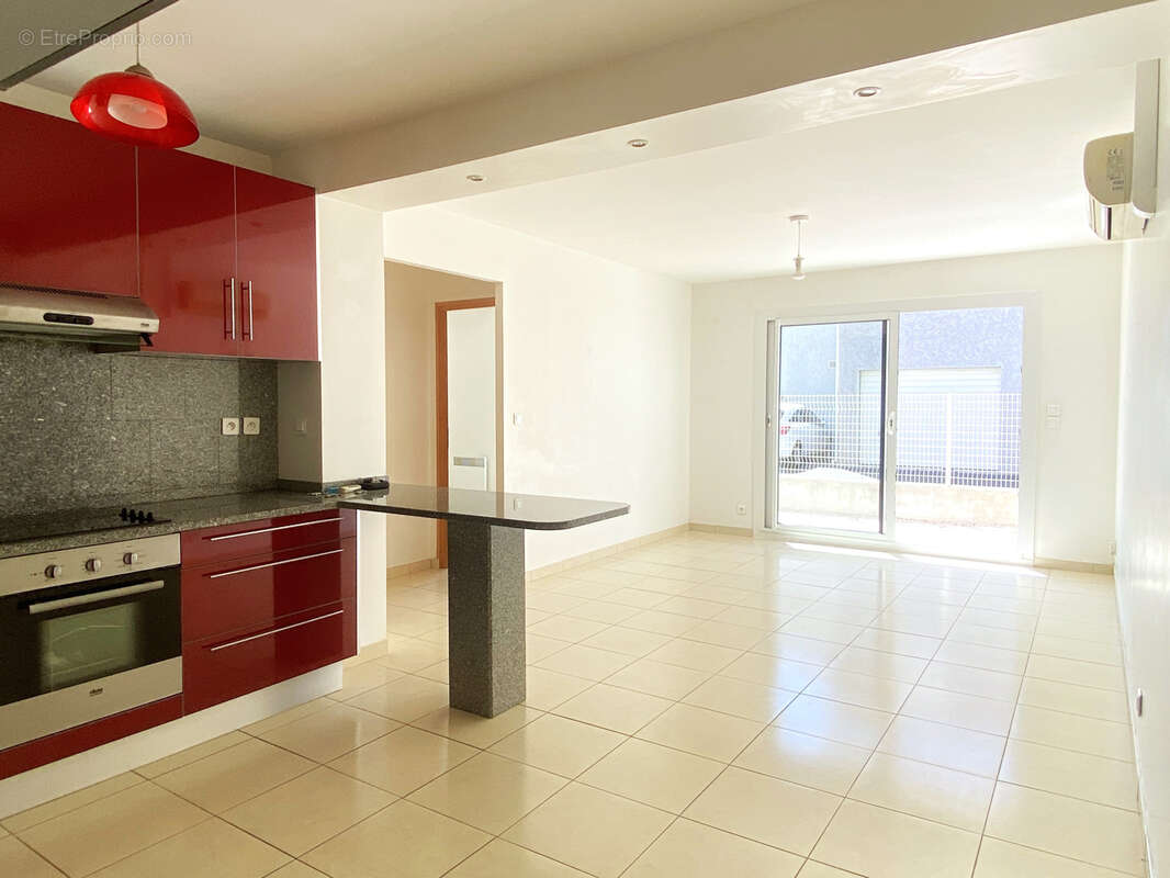 Appartement à VILLENEUVE-DE-LA-RAHO