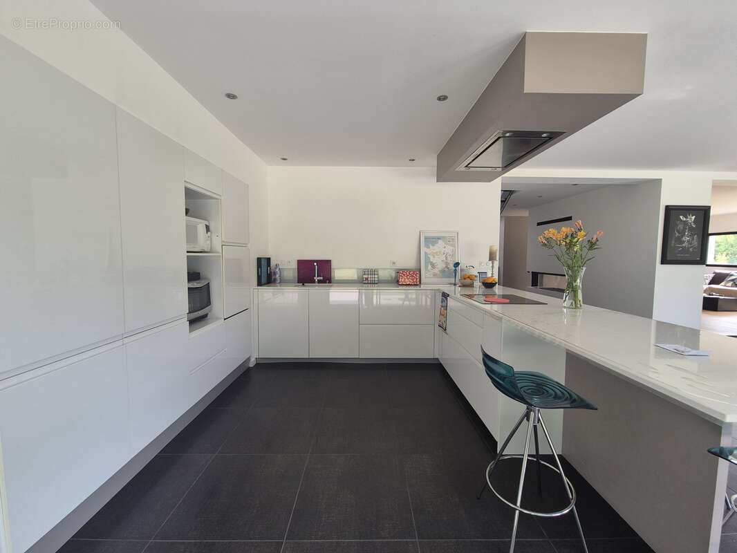 Maison à VERN-SUR-SEICHE