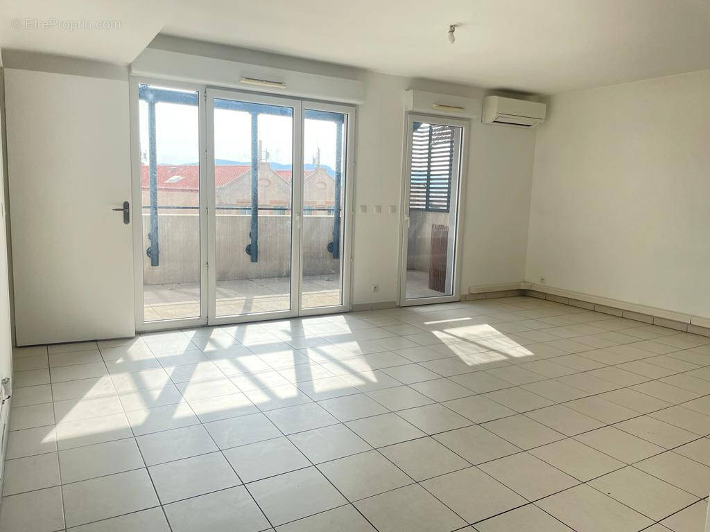 Appartement à MARSEILLE-10E