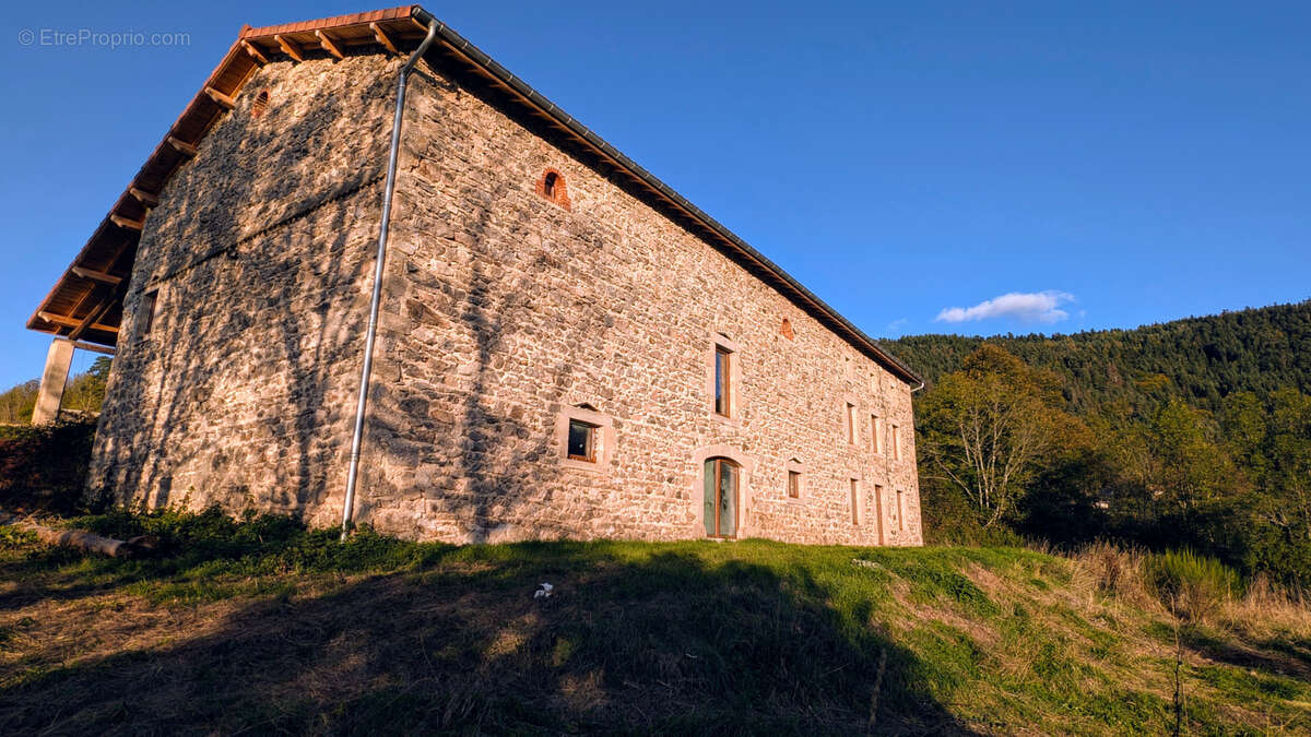 Maison à DORE-L&#039;EGLISE
