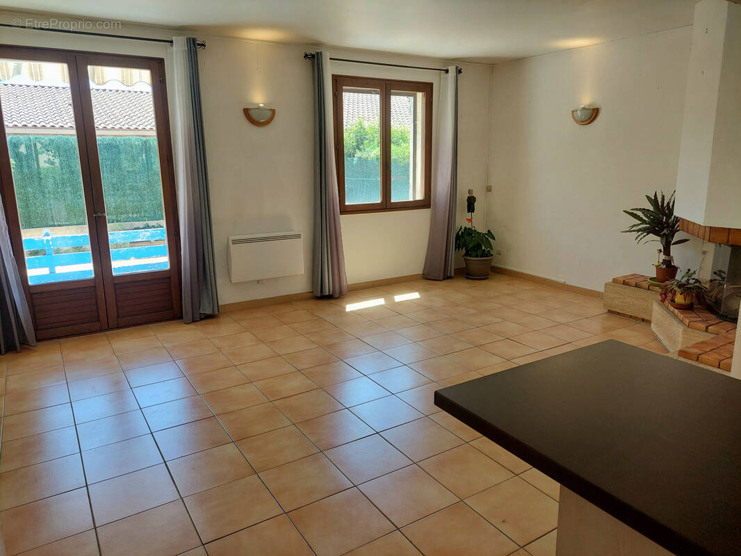 Maison à VILLENEUVE-LES-MAGUELONE