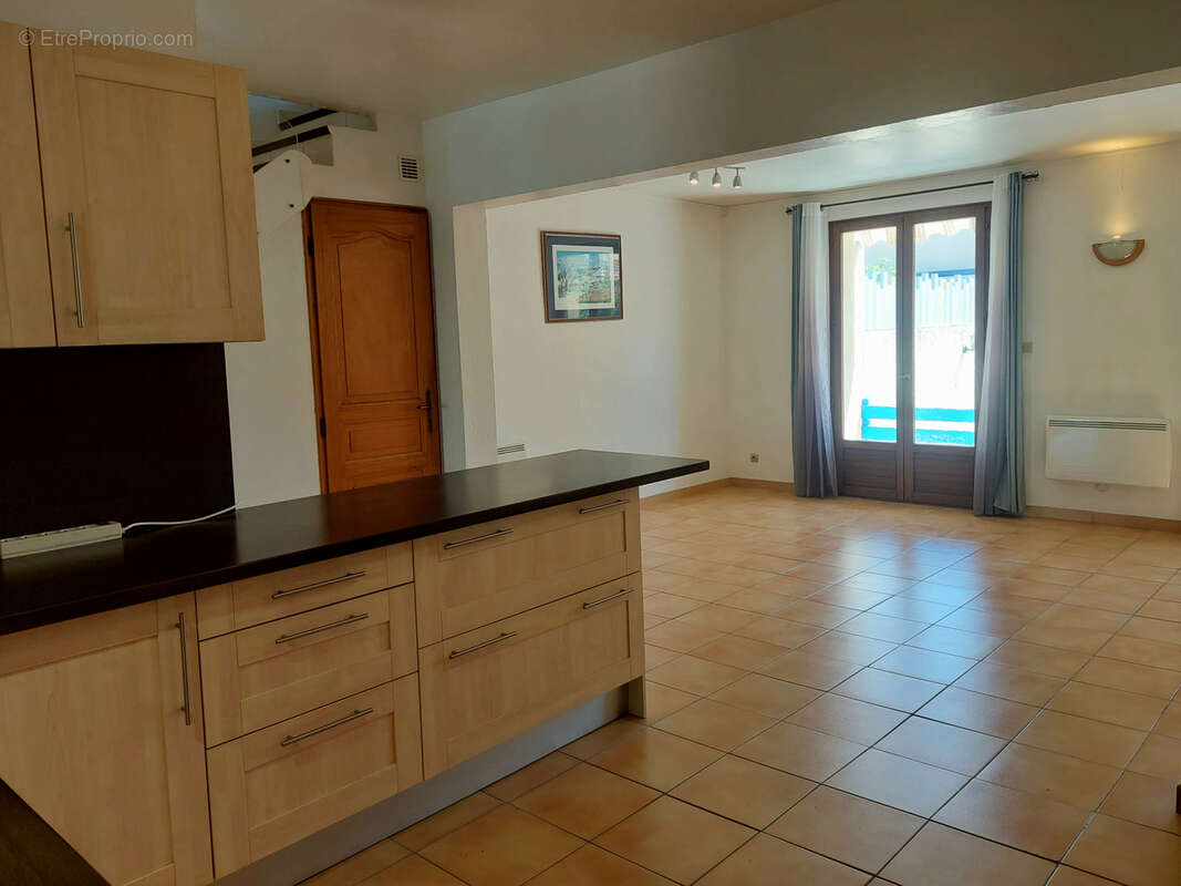 Maison à VILLENEUVE-LES-MAGUELONE