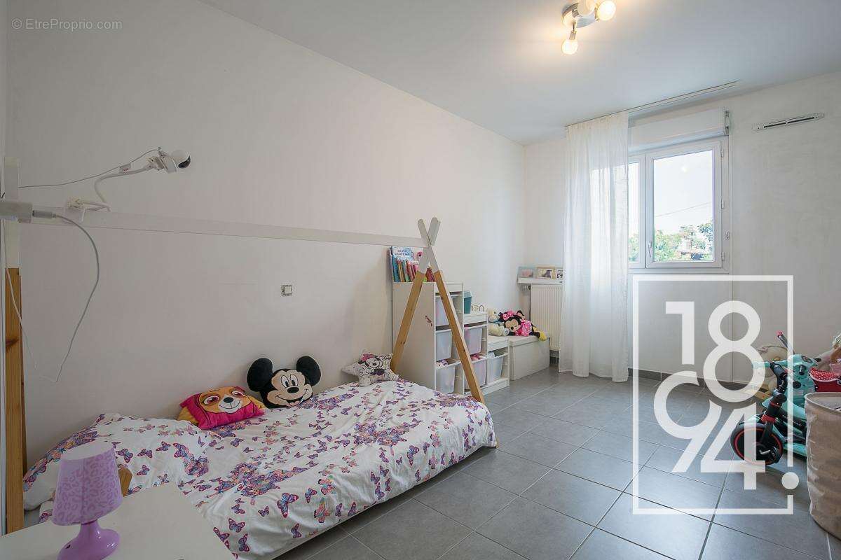 Appartement à MARSEILLE-10E