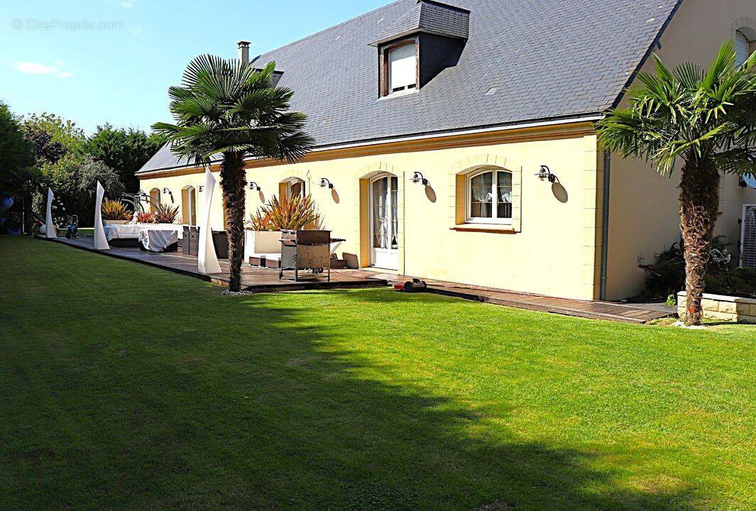 Maison à SAINT-ROMAIN-DE-COLBOSC