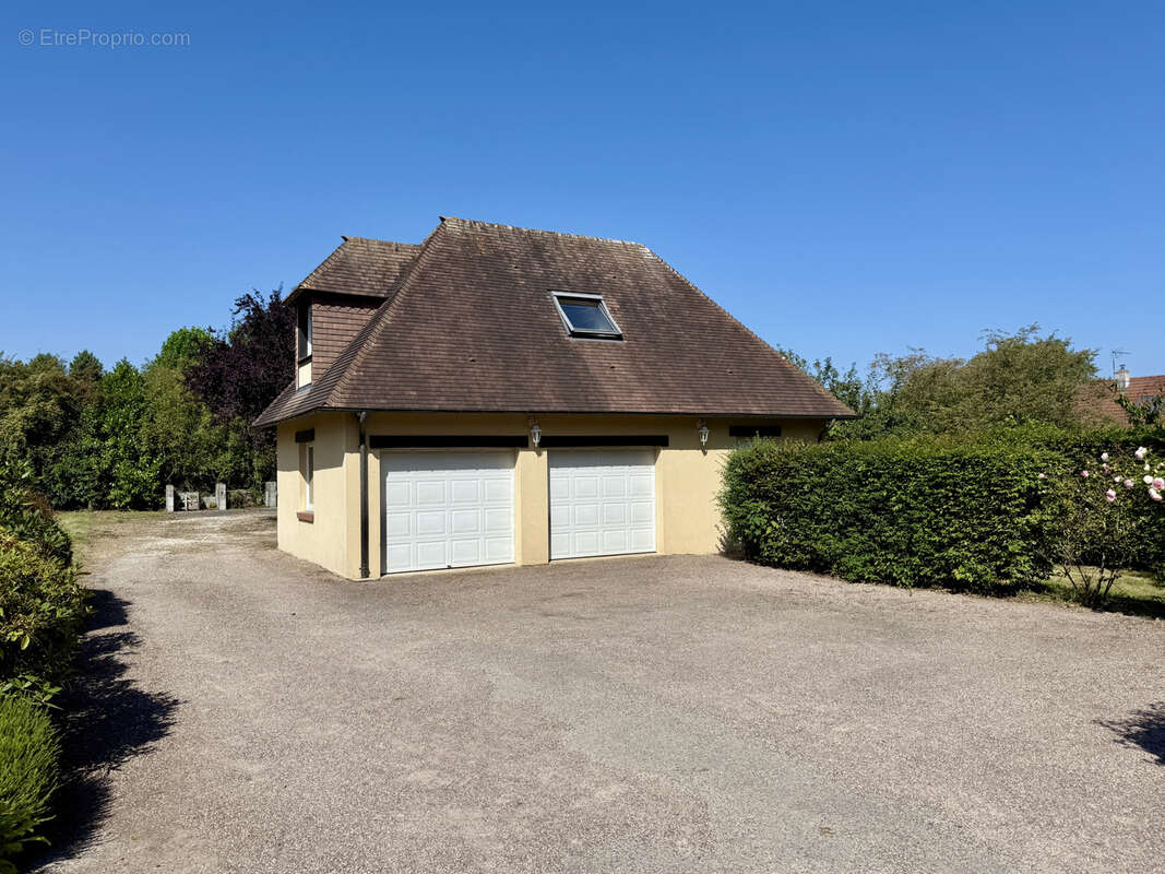 Maison à LE TORQUESNE
