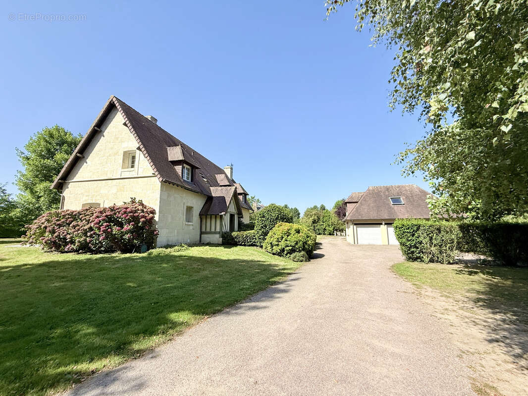 Maison à LE TORQUESNE