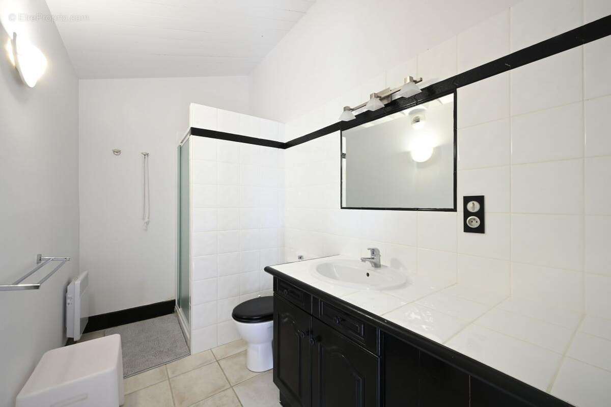 Maison à SAINT-CLEMENT-DES-BALEINES