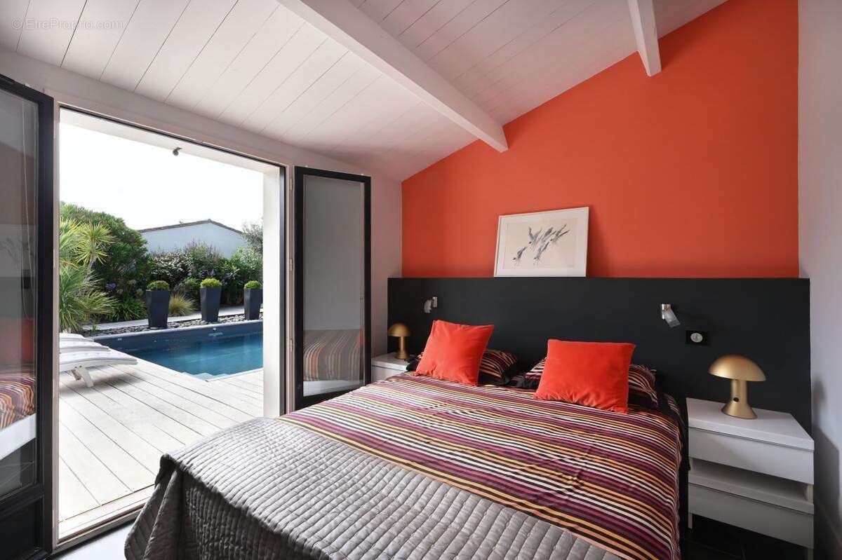 Maison à SAINT-CLEMENT-DES-BALEINES