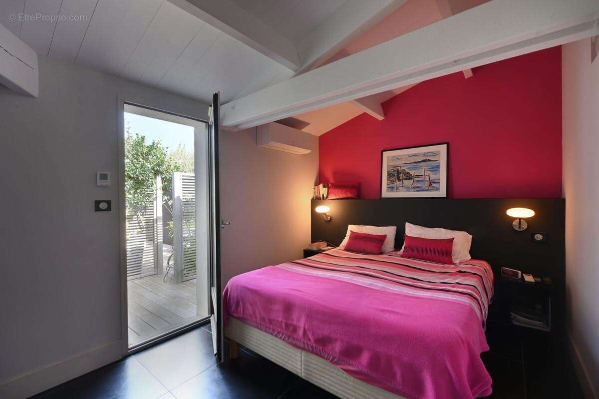 Maison à SAINT-CLEMENT-DES-BALEINES