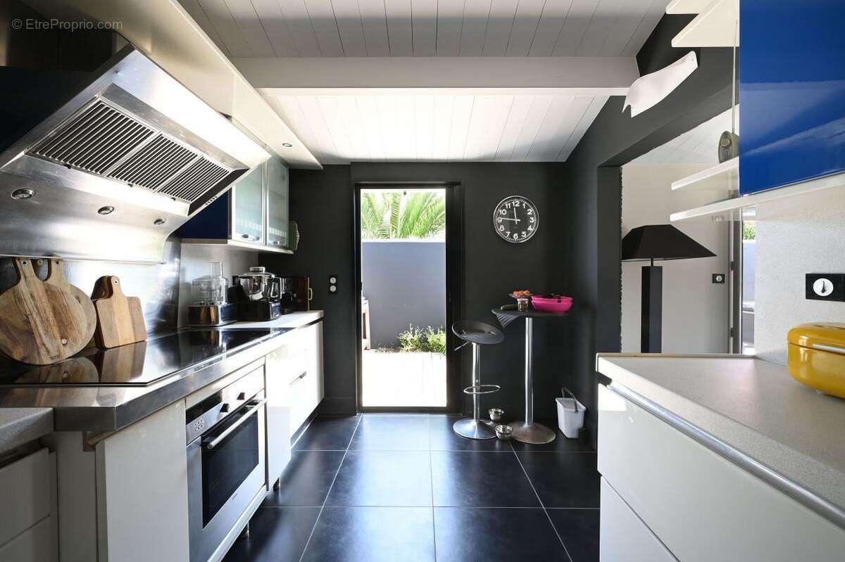 Maison à SAINT-CLEMENT-DES-BALEINES