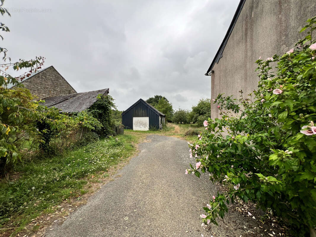 Maison à SION-LES-MINES