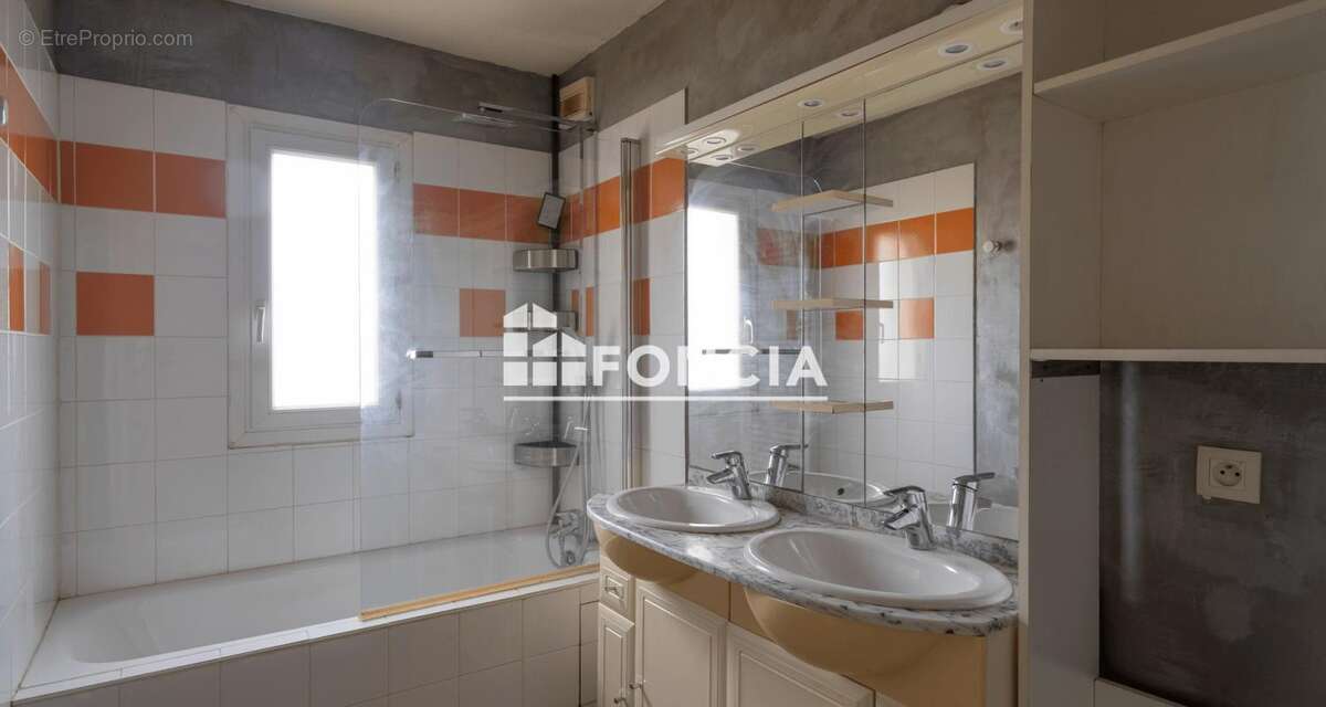 Appartement à CENON