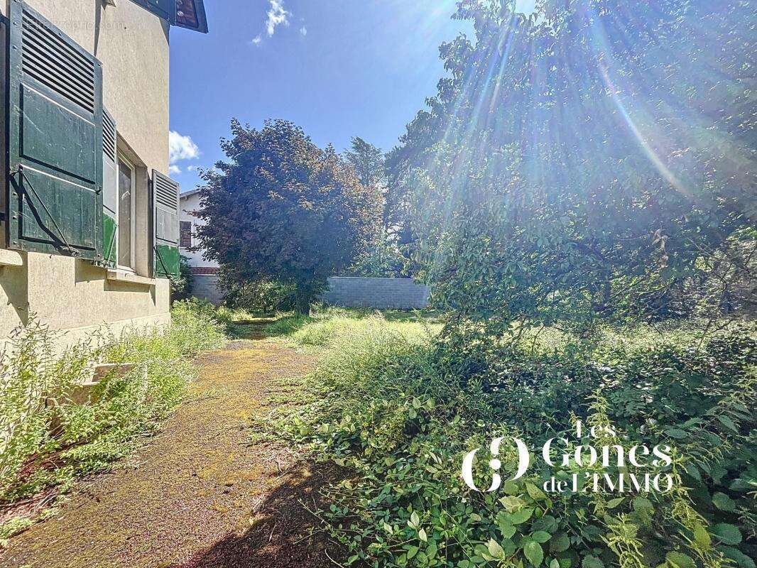 Maison à FRANCHEVILLE